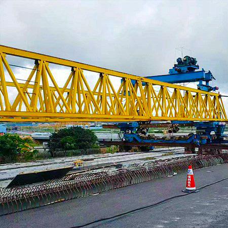 架桥机出口的注意事项 30米架桥机租赁公司