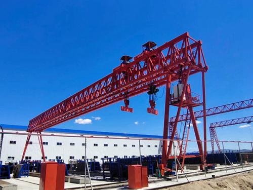 关于爬坡的龙门吊的核心缺点是行走速度慢