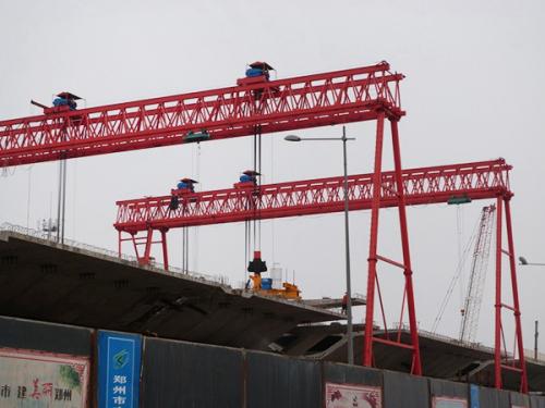 河北邯郸关于龙门吊的起升与运行机构改造升级