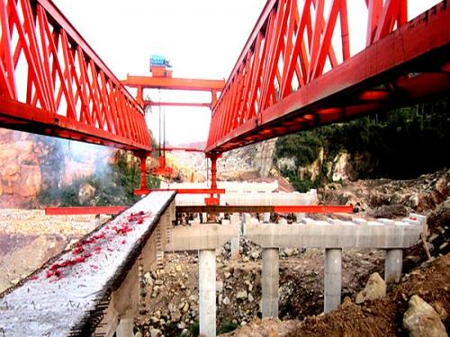 暴雨天气的架桥机应急措施 大型架桥机厂家